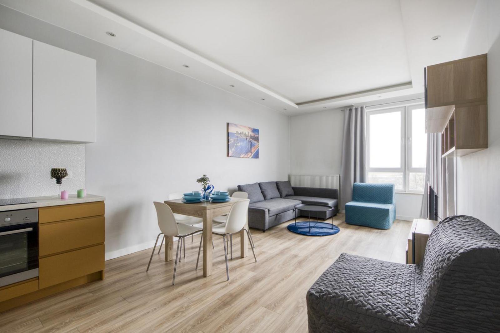 In Apartments Okecie Warszawa Eksteriør billede