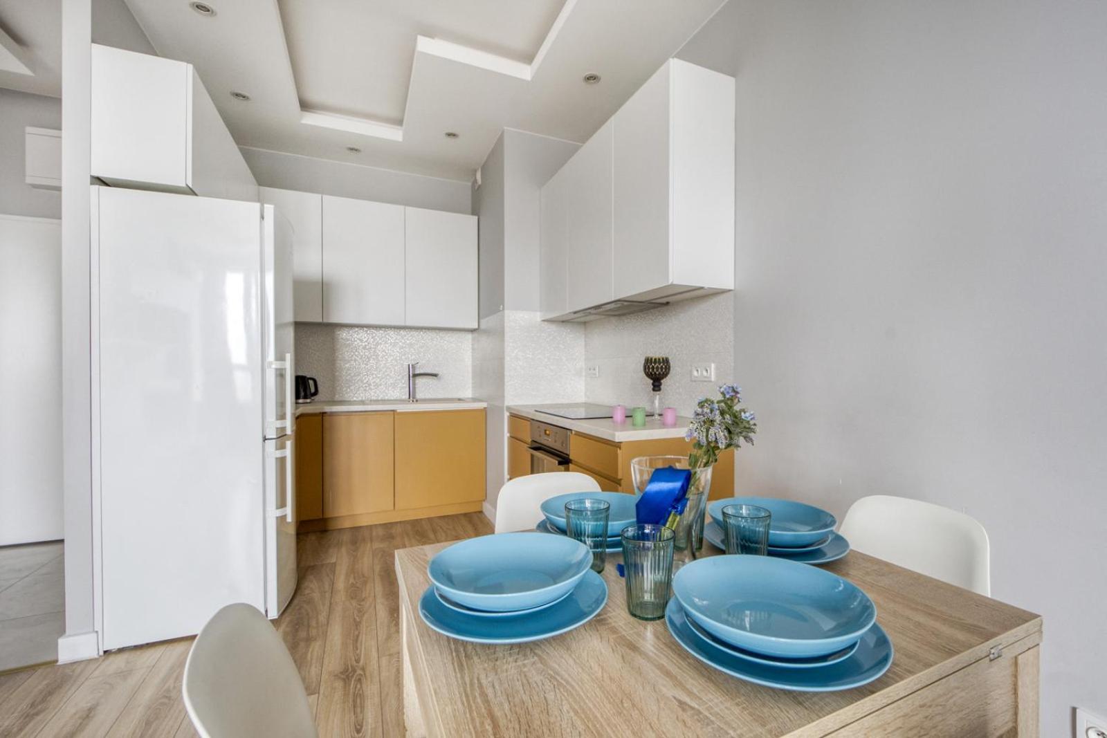In Apartments Okecie Warszawa Eksteriør billede